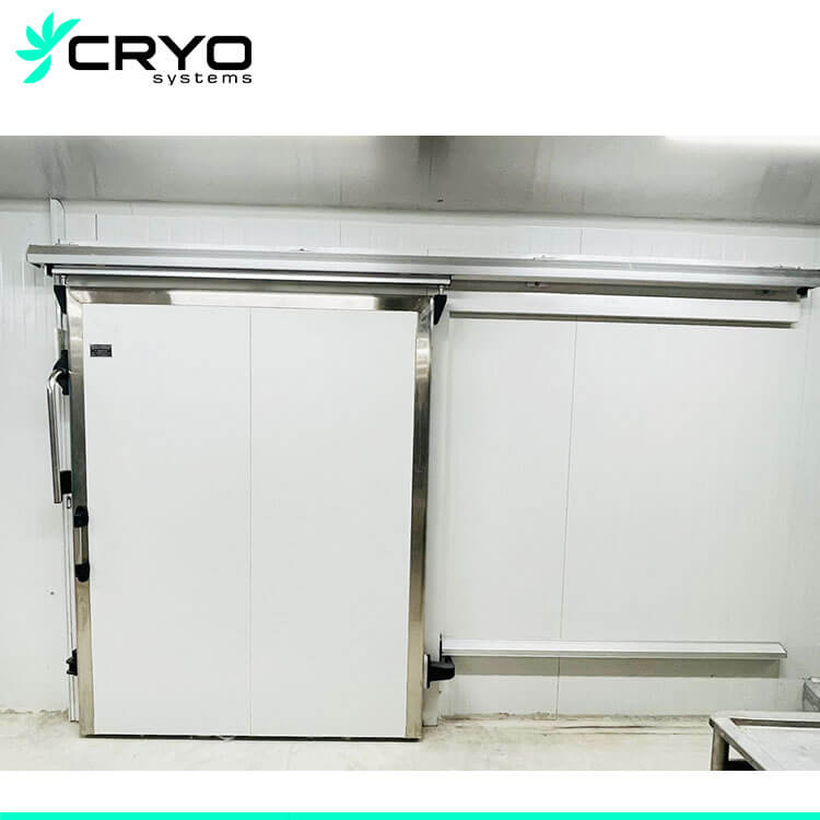 cold room sliding door manual type