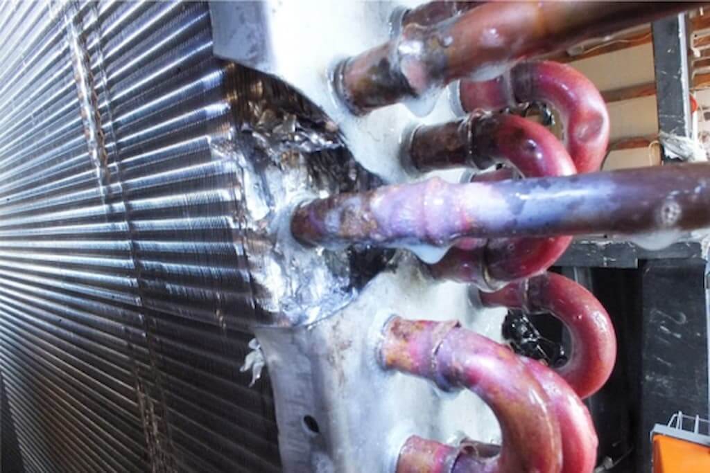 Compressor Refrigerant leak
